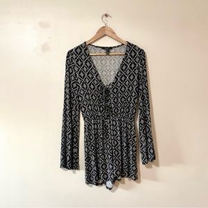 Forever 21 Romper Long Bell Sleeves Tie Front Black White Small